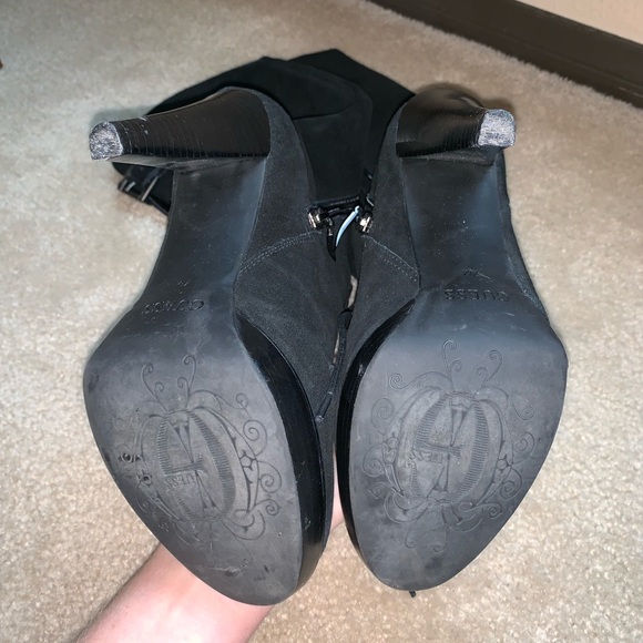 EUC black suede Guess heeled boots (zip/buckle up) - Picture 3 of 4